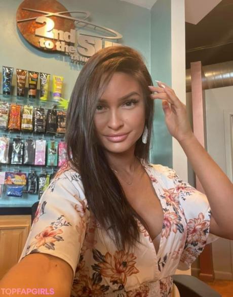 Kayla nude leaked OnlyFans photo #13