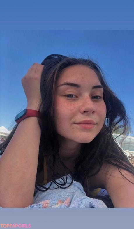 Anniecatyy nude leaked OnlyFans photo #5