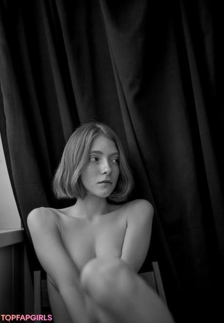 Sophia nude leaked OnlyFans photo #24