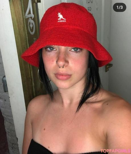 Chloe nude leaked OnlyFans photo #4