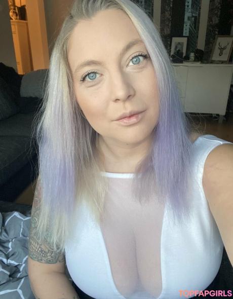 Ellitelli nude leaked OnlyFans photo #18