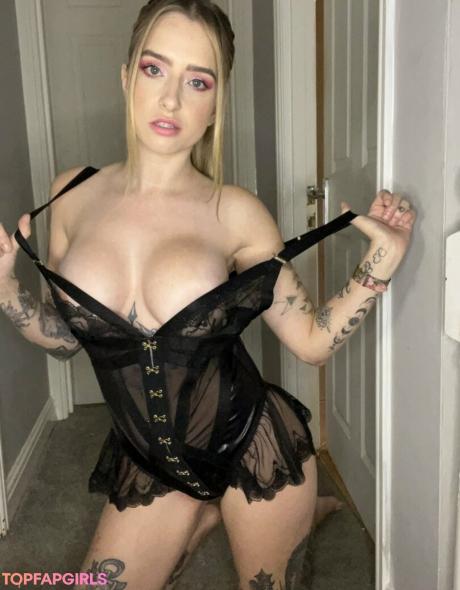 Chelsea nude leaked OnlyFans photo #3