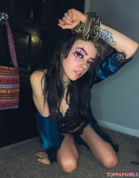 Midnight_rav3n nude leaked OnlyFans photo #31