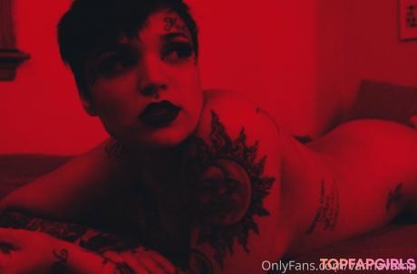 Vannavamp nude leaked OnlyFans photo #10