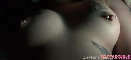 Vannavamp nude leaked OnlyFans photo #15
