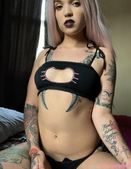 Vannavamp nude leaked OnlyFans photo #21