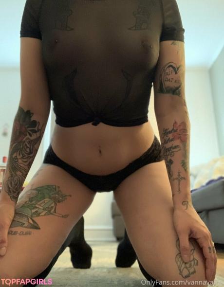 Vannavamp nude leaked OnlyFans photo #3