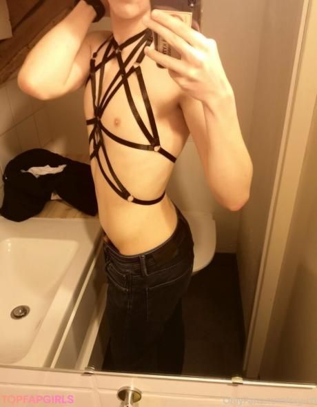 Lilytgirl nude leaked OnlyFans photo #2