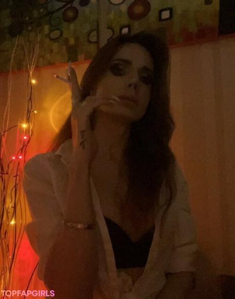 Foxyirene nude leaked OnlyFans photo #11