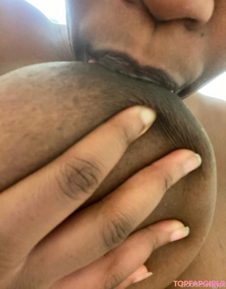 ThatChocoBxtch nude leaked OnlyFans photo #38