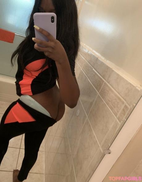 ThatChocoBxtch nude leaked OnlyFans photo #42