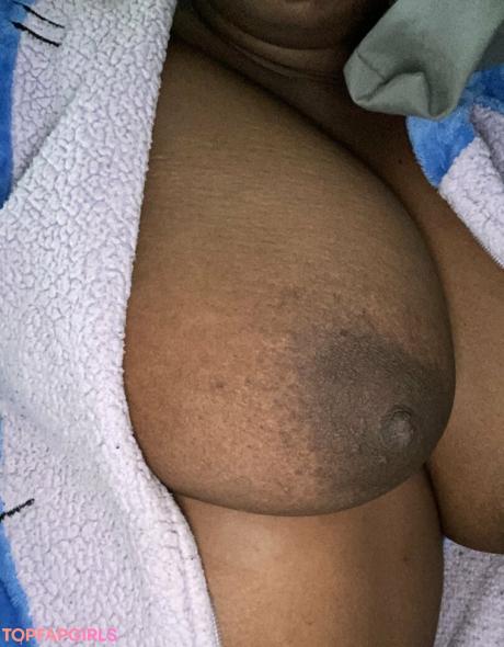ThatChocoBxtch nude leaked OnlyFans photo #44