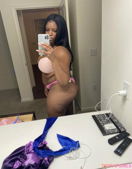 ThatChocoBxtch nude leaked OnlyFans photo #65
