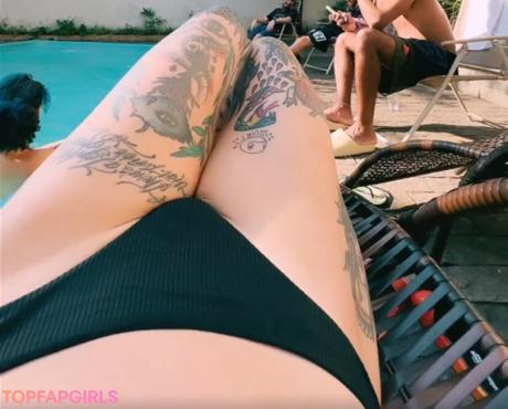 Mariana nude leaked OnlyFans photo #4
