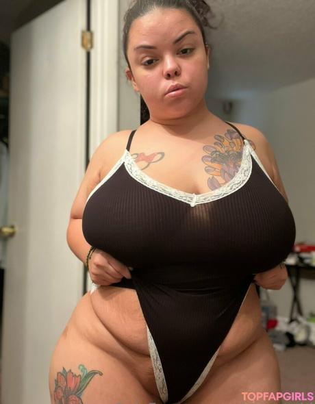 Cubanaredd nude leaked OnlyFans photo #11