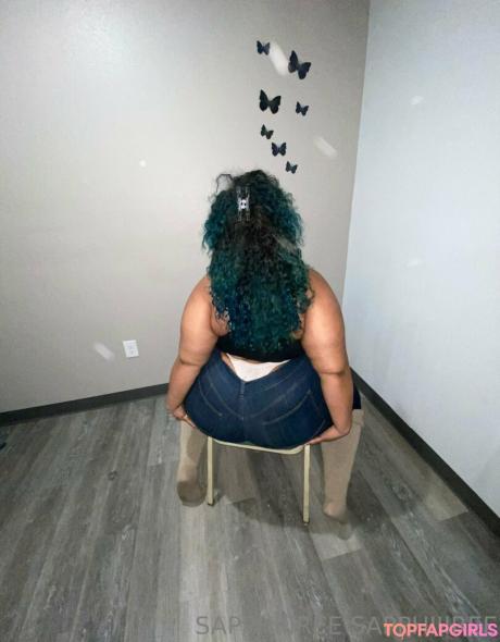 Sapphiiireee nude leaked OnlyFans photo #10