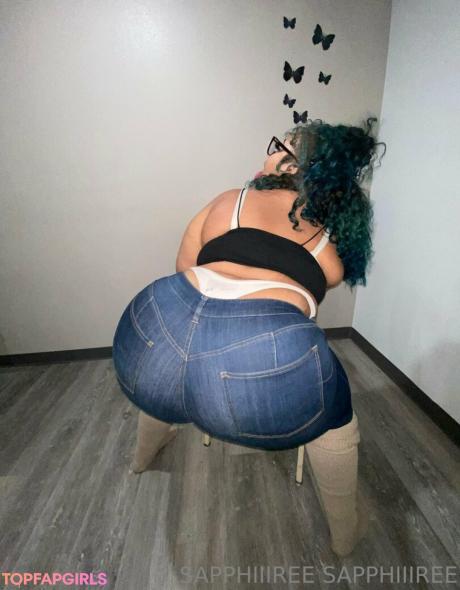 Sapphiiireee nude leaked OnlyFans photo #14