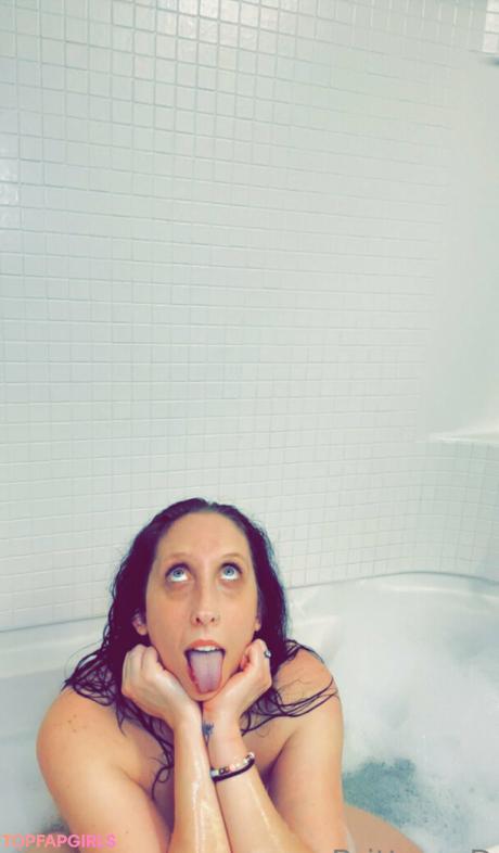 Deanne92 nude leaked OnlyFans photo #31