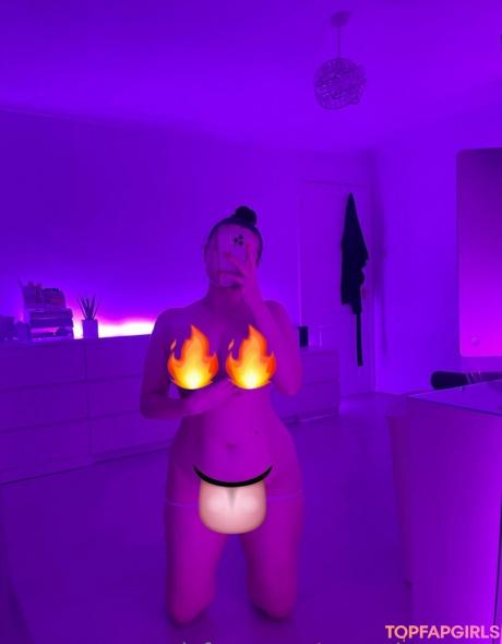 Samantha nude leaked OnlyFans photo #22