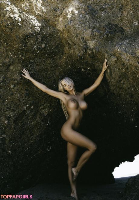 Brennah nude leaked OnlyFans photo #3