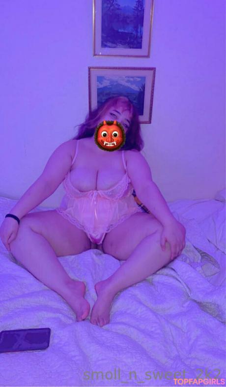 Smoll_n_sweet_2k2 nude leaked OnlyFans photo #15