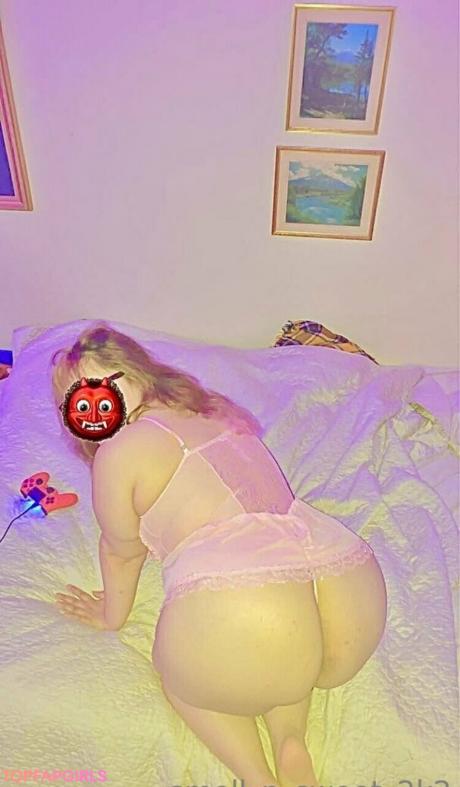 Smoll_n_sweet_2k2 nude leaked OnlyFans photo #18