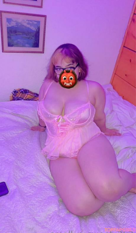Smoll_n_sweet_2k2 nude leaked OnlyFans photo #19
