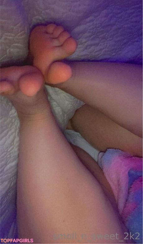 Smoll_n_sweet_2k2 nude leaked OnlyFans photo #74