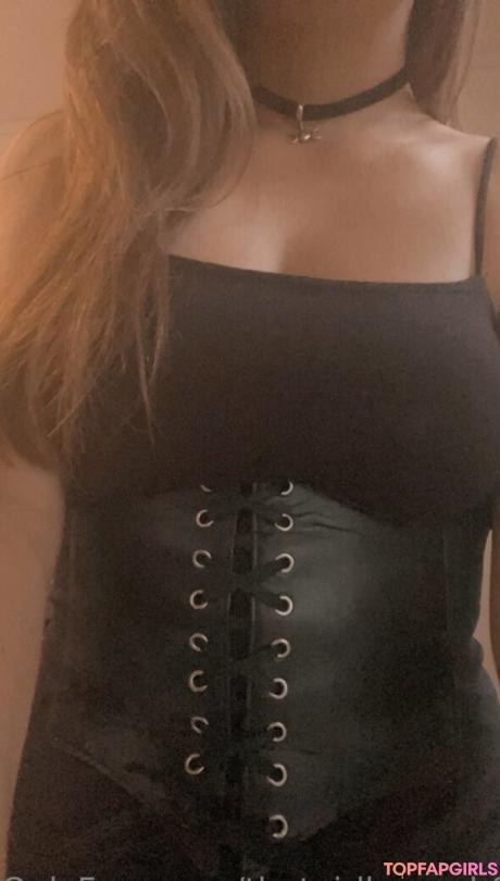 Thatgirlsky024 nude leaked OnlyFans photo #7