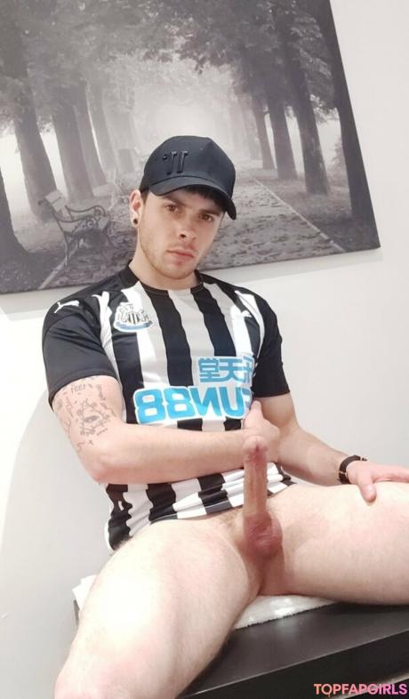 Alfienorthfree nude leaked OnlyFans photo #1