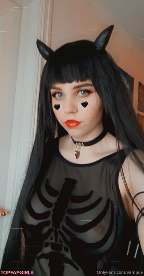 Vampiie nude leaked OnlyFans photo #14