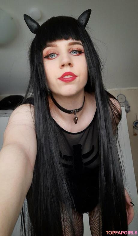 Vampiie nude leaked OnlyFans photo #23