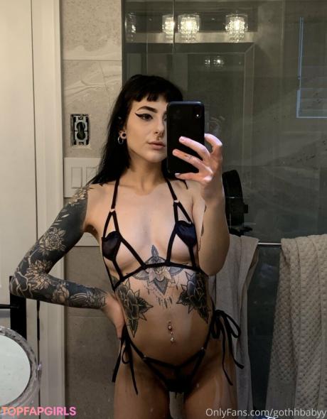 Gothhbabyy nude leaked OnlyFans photo #45