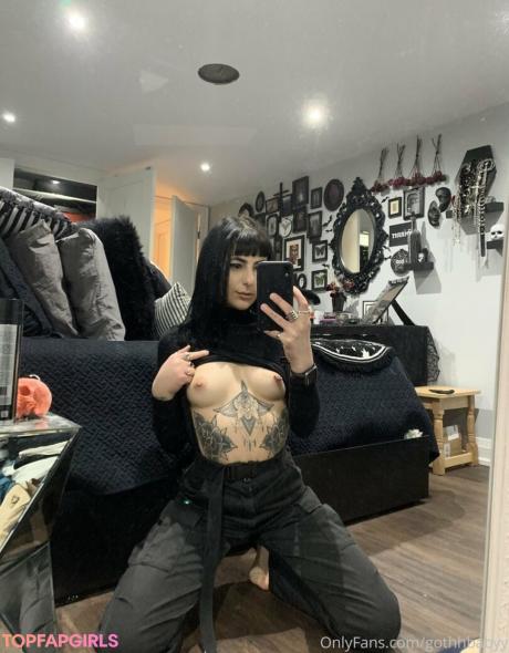 Gothhbabyy nude leaked OnlyFans photo #49