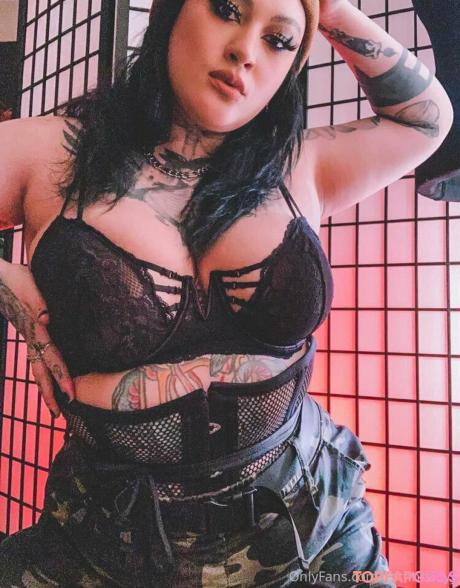 Gothhbabyy nude leaked OnlyFans photo #5