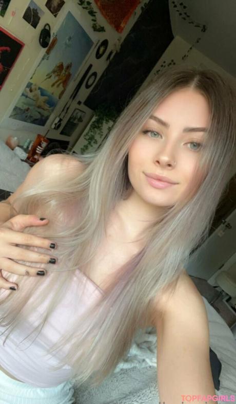 Alignedbyjuniper nude leaked OnlyFans photo #149