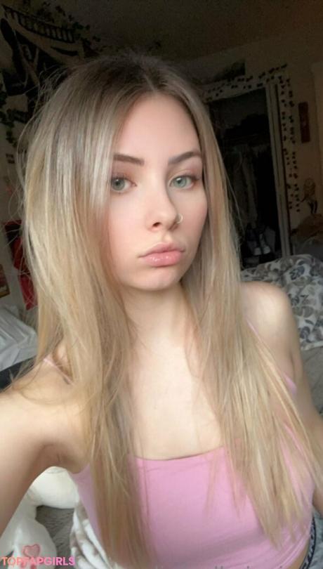 Alignedbyjuniper nude leaked OnlyFans photo #48