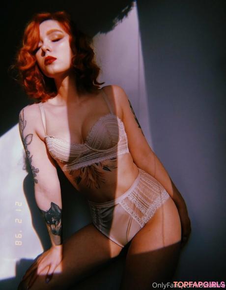 Roskosh nude leaked OnlyFans photo #16