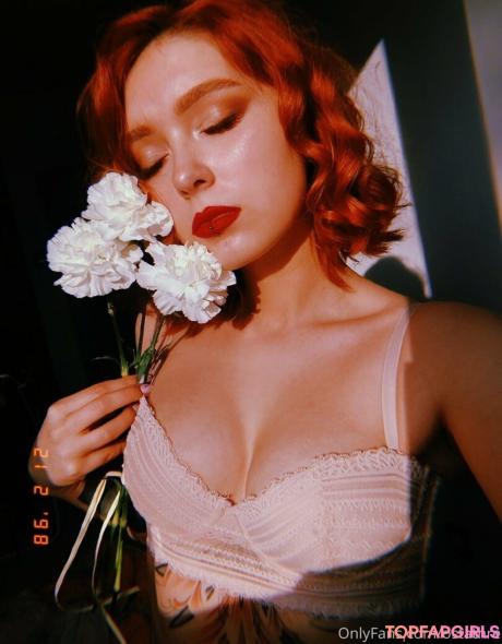 Roskosh nude leaked OnlyFans photo #17