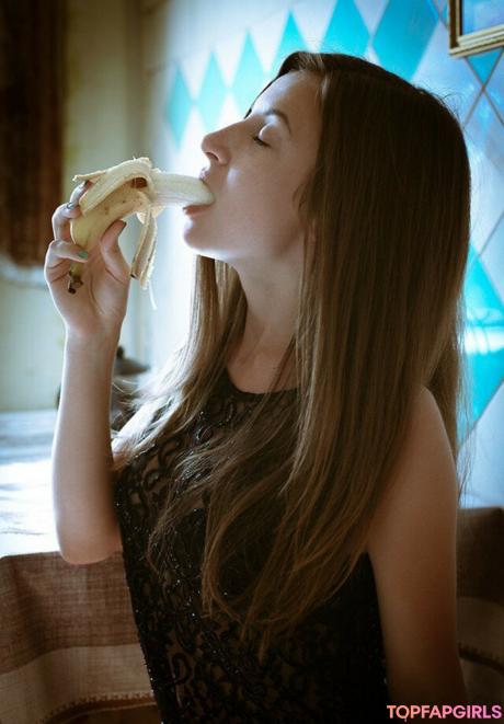 Olechka nude leaked OnlyFans photo #56