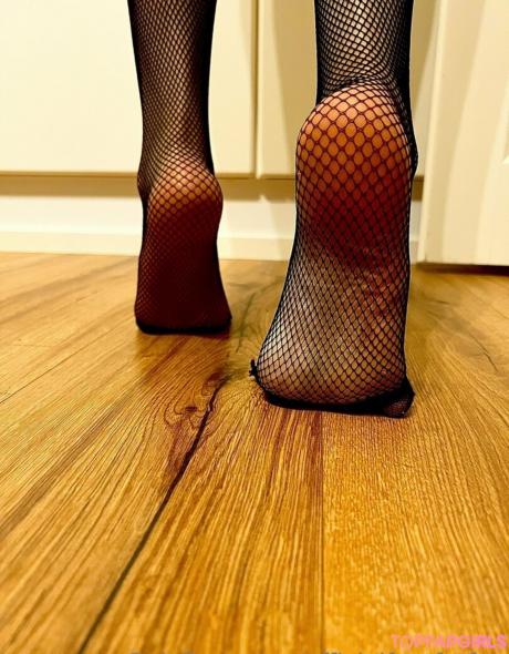 Officialfeetforfun nude leaked OnlyFans photo #54