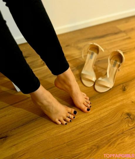 Officialfeetforfun nude leaked OnlyFans photo #57