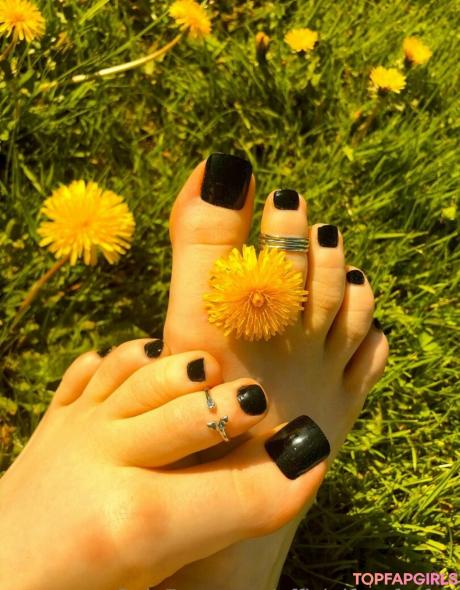 Officialfeetforfun nude leaked OnlyFans photo #89