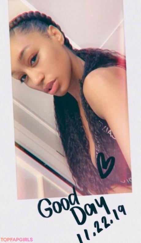 Nia nude leaked OnlyFans photo #18