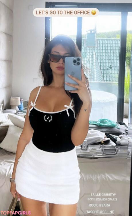 Paola nude leaked OnlyFans photo #17
