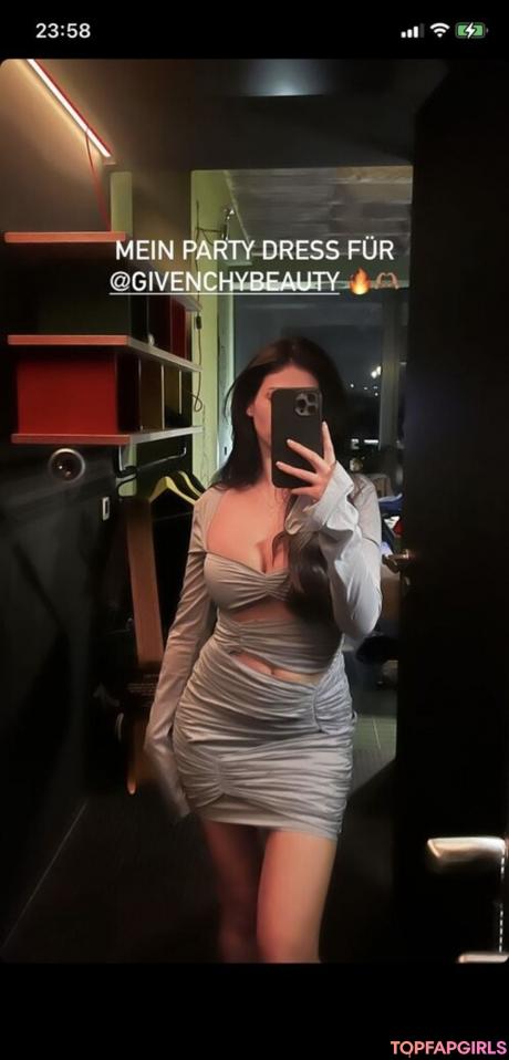 Paola nude leaked OnlyFans photo #4