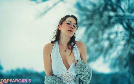 Chlobodyyy nude leaked OnlyFans photo #41