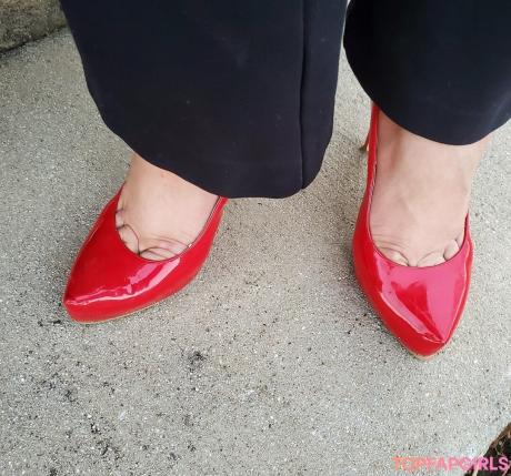 Missfeetstinkvip nude leaked OnlyFans photo #24