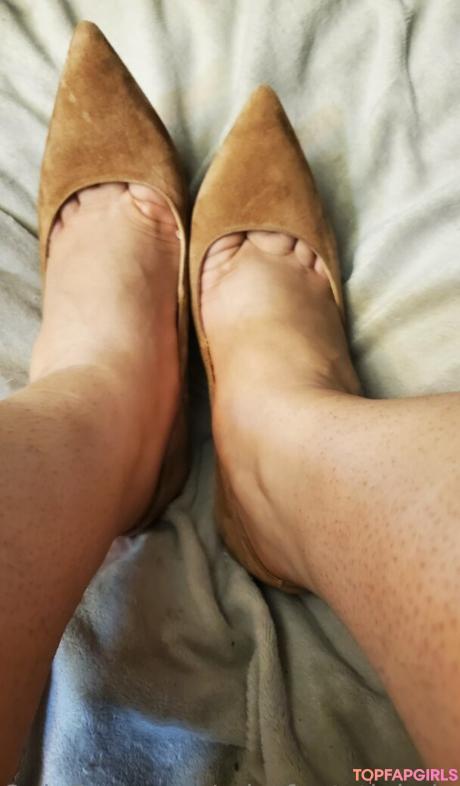 Missfeetstinkvip nude leaked OnlyFans photo #3