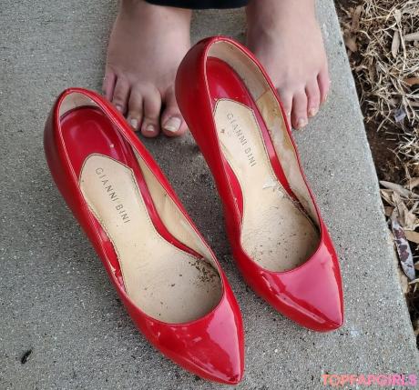 Missfeetstinkvip nude leaked OnlyFans photo #34